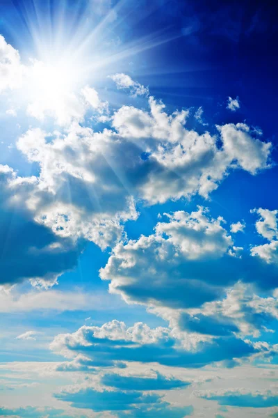 Blue sky with sun closely — Stock Photo, Image