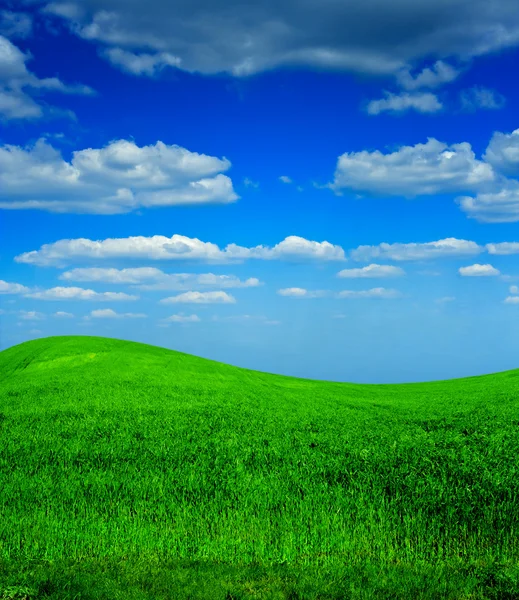Hill and sky — Stock Photo, Image