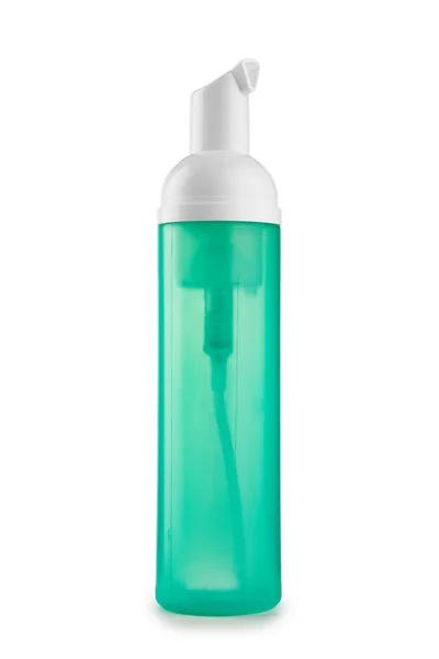 Zielone butelki z tworzyw sztucznych na białym tle — Zdjęcie stockowe