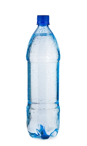 Mavi şişe ile su ve damla — Stok fotoğraf