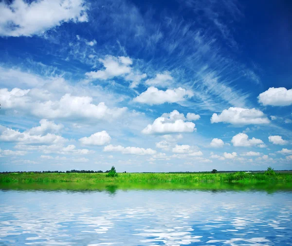 Lake on the field — Stock Photo, Image