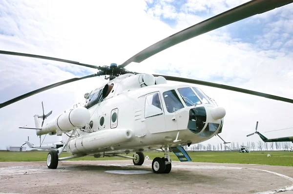 Wojskowy helikopter — Zdjęcie stockowe