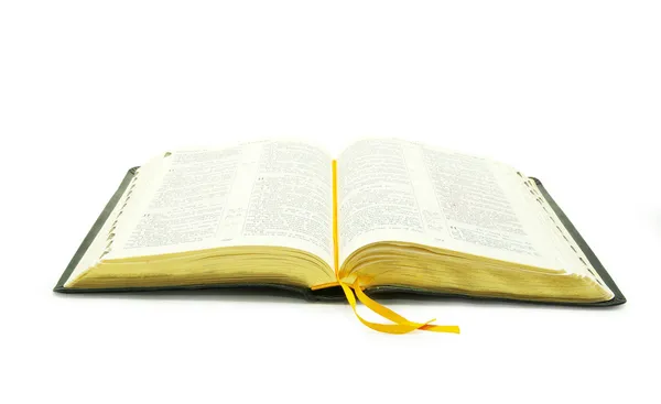 聖書を開く — ストック写真