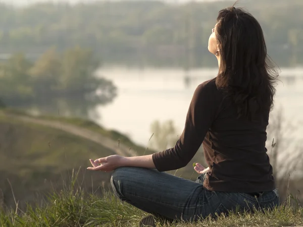Meditating woman — Stock Photo, Image