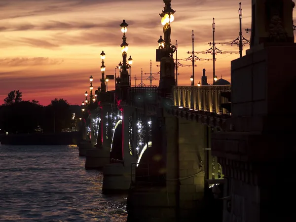 São Petersburgo à noite — Fotografia de Stock