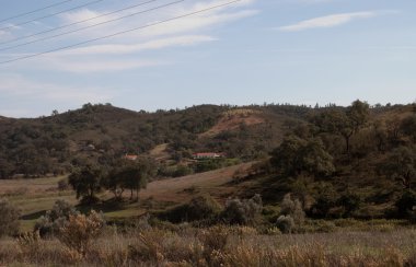 Evin içinde dağ alentejo