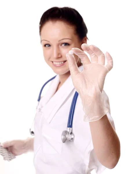 Doktor drží prášky na zdravotnictví — Stock fotografie