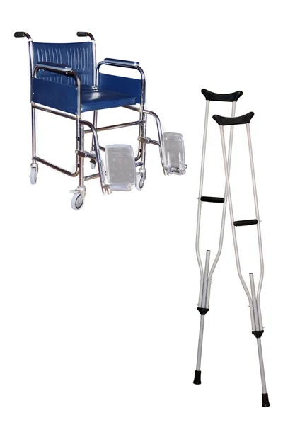Bir koltuk değneği ve tekerlekli sandalye — Stok fotoğraf