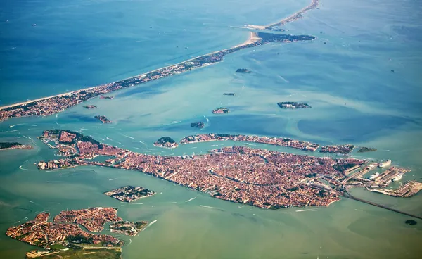 Art auf Venedig aus dem Flugzeug — Stockfoto