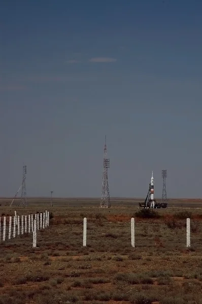 Soyuz na almofada de lançamento — Fotografia de Stock