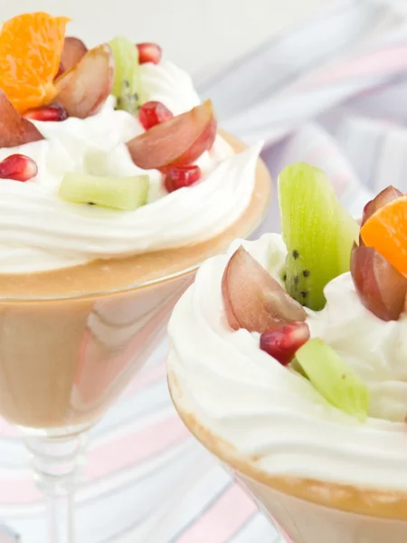 Caramel dessert — Stock Photo, Image