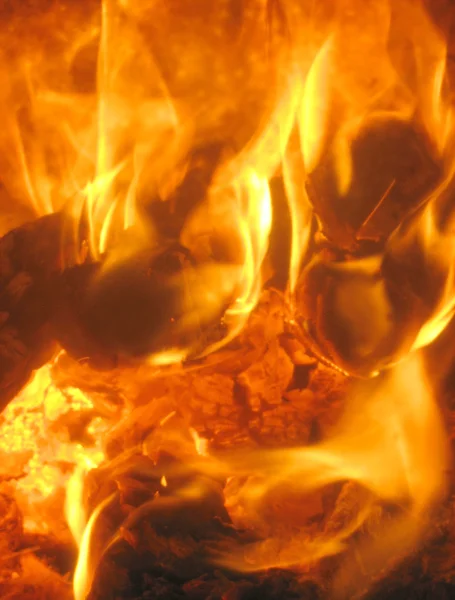 Queima de fogo e carvão vegetal, pode ser usado um — Fotografia de Stock