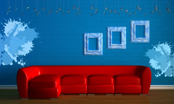 Червоний диван з кадрами в мінімалізмі — стокове фото