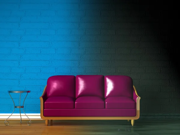 紫色のソファ、テーブルおよび標準ランプは — ストック写真