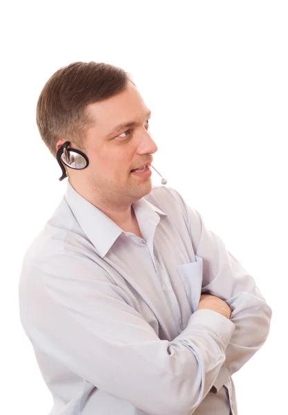 Hombre joven con auriculares hablando —  Fotos de Stock