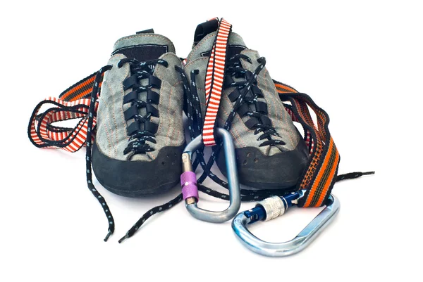 Mousquetons, cordes et chaussures d'escalade — Photo