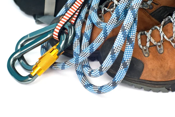 Hegymászás és gyalogtúrázás gear - karabély, a kötél és a csizma — Stock Fotó