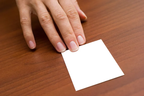 Iş kartı masanın üstüne — Stok fotoğraf
