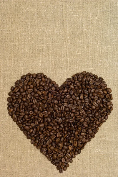 Kaffeeherz aus Körnern — Stockfoto