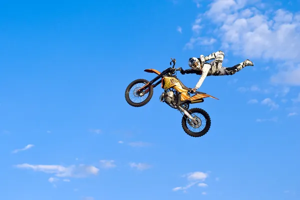 Flygande biker — Stockfoto