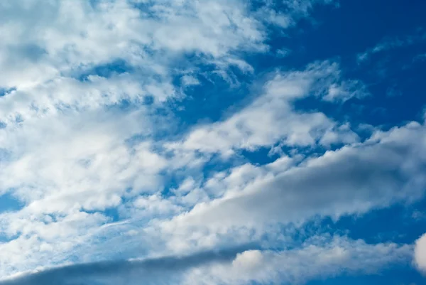 Blue sky and clouds — Stock Photo, Image
