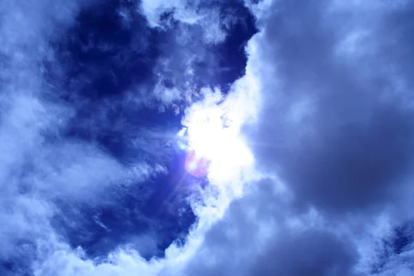 Темно-Синє небо — стокове фото