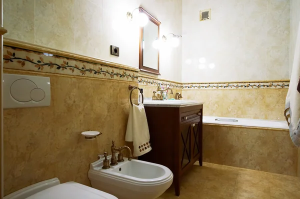 Badkamer in oude stijl — Stockfoto
