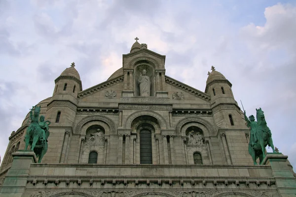 Sacré-coeur bazilika - Párizs, Franciaország — Stock Fotó