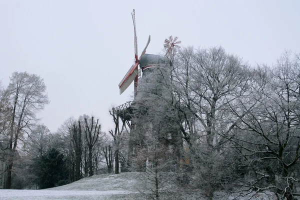 Moulin en saison d'hiver — Photo