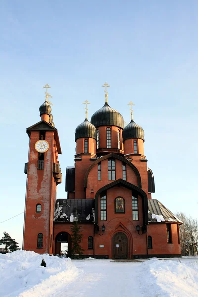 Église orthodoxe russe en hiver — Photo