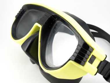 Yüzme için gözlük