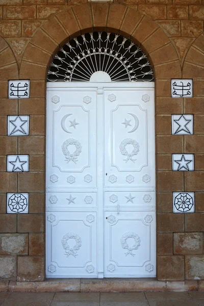 Tür zum Bahai-Tempel — Stockfoto