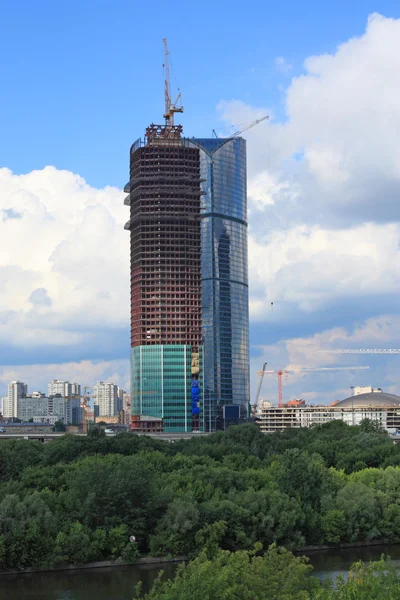 Construction d'un gratte-ciel à Moscou — Photo