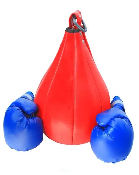 Боксерские перчатки и сумка — стоковое фото