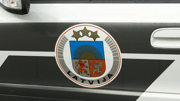Letonya polis araç `s kapı — Stok fotoğraf