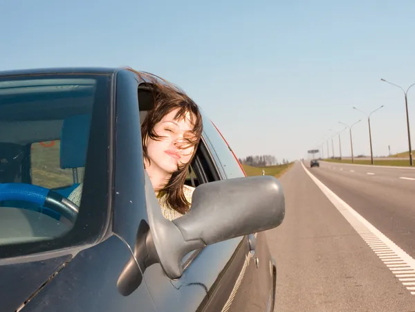 Vrouw drive auto — Stockfoto