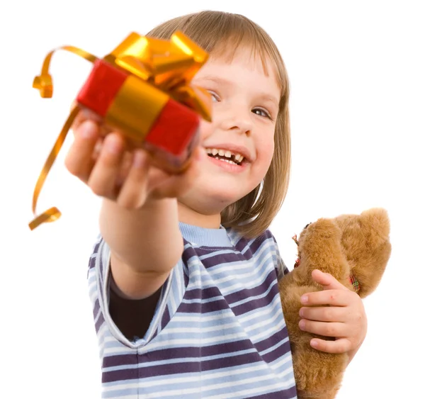 Kind und Geschenk — Stockfoto