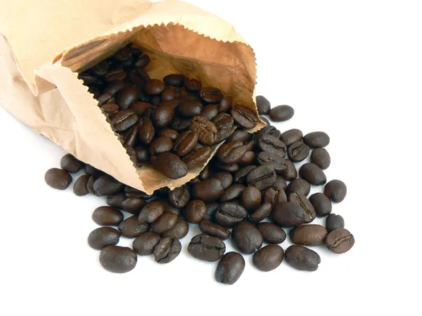 Паперовий мішок з зерновою кавою — стокове фото
