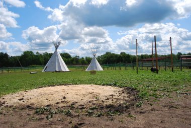 Native American sheleter - teepee clipart