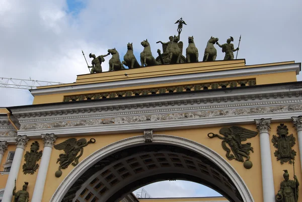 Slottet i St. Petersburg – stockfoto