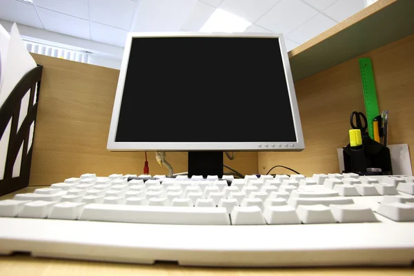 Oficina lugar de trabajo con ordenador —  Fotos de Stock