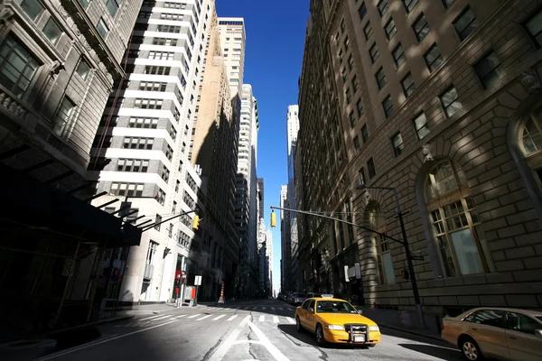 Classical NY, Broadway st, Manhattan — Stock Photo, Image