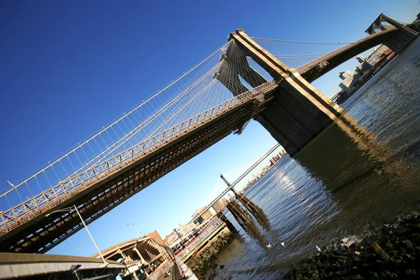 Klasyczna brooklyn ny most, widok z — Zdjęcie stockowe