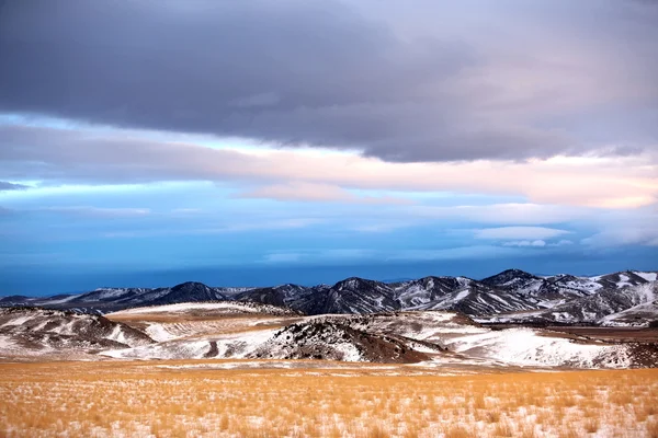 Montana'nın kırsal bölgede kış sezonu, — Stok fotoğraf