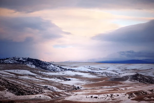 Época de Inverno na zona rural de Montana, EUA — Fotografia de Stock