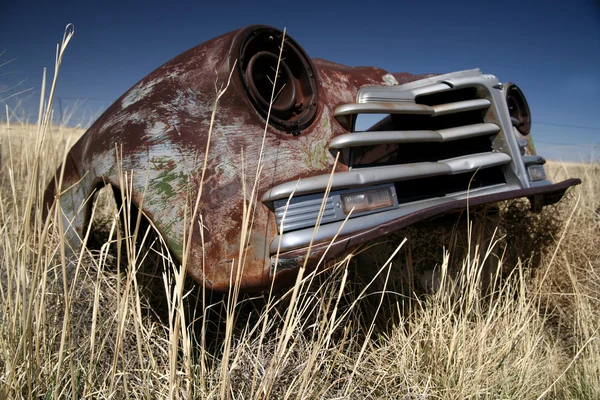 Carro antigo ao ar livre — Fotografia de Stock