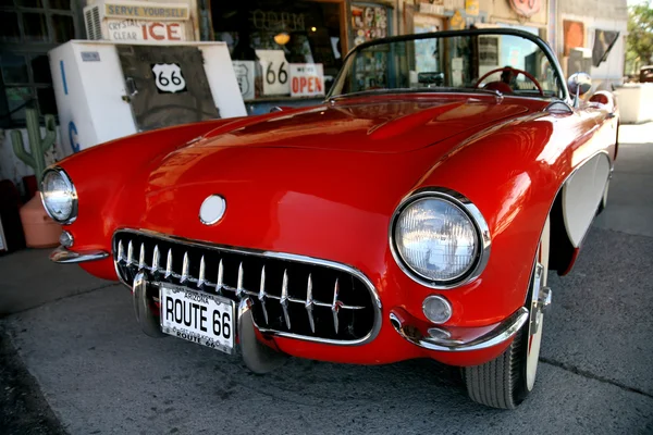 Coche retro - clásicos americanos —  Fotos de Stock