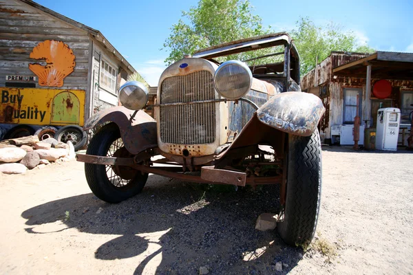 Sztuka Forda, droga 66, arizona, Stany Zjednoczone Ameryki — Zdjęcie stockowe