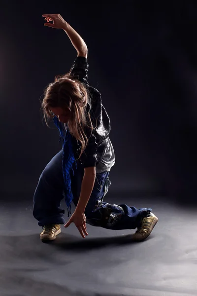 Cool kadın modern dansçı — Stok fotoğraf