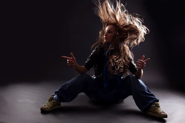 Hip hop kadın dansçı — Stok fotoğraf